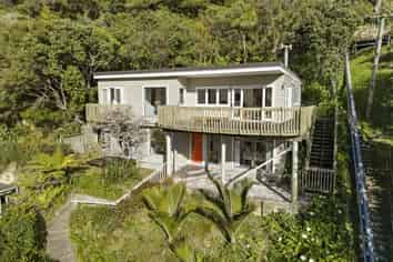 40 Rona Street, Eastbourne