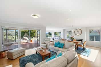 17 Nicholas Drive, Linwood