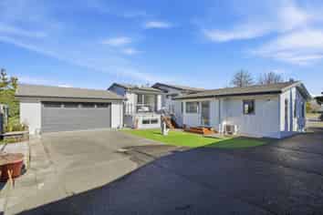 17 Nicholas Drive, Linwood