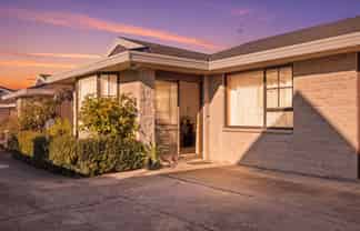 3/63 Division Street, Riccarton