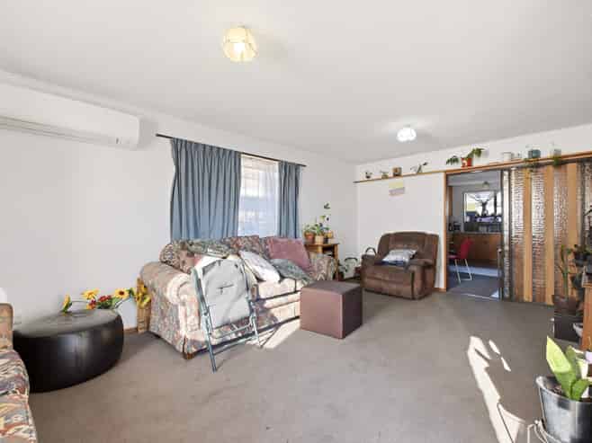 3/63 Division Street, Riccarton