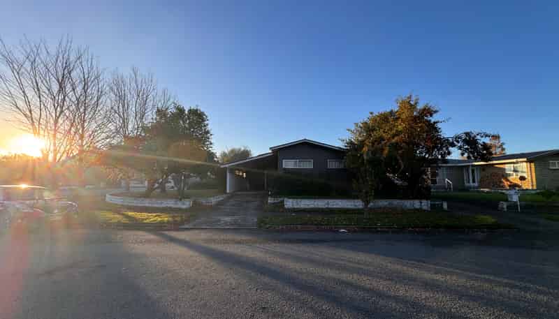 8 Lynley Crescent, Blenheim