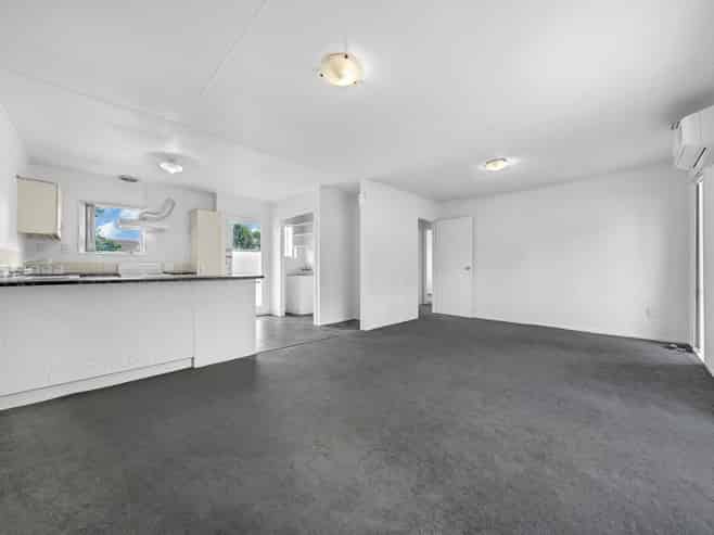 3/4 Thorn Place, Papatoetoe