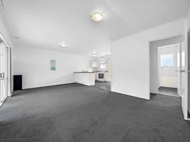 3/4 Thorn Place, Papatoetoe