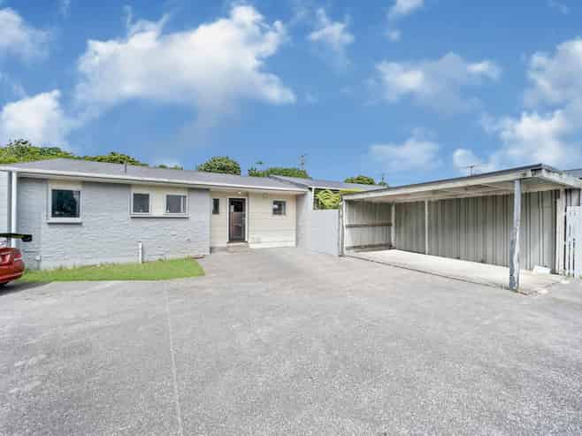 3/4 Thorn Place, Papatoetoe
