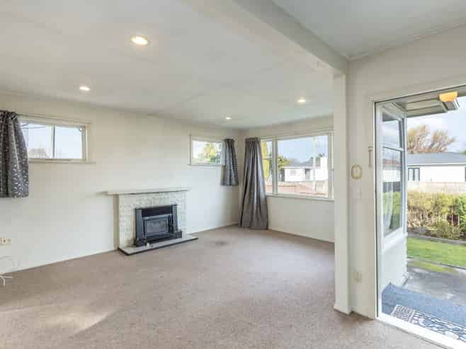 9 Jones Place, Masterton