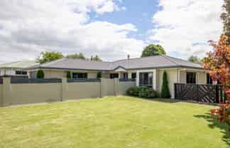 1 Harris Place, Ngatea