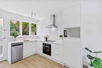 3/67a Second Avenue, Kingsland