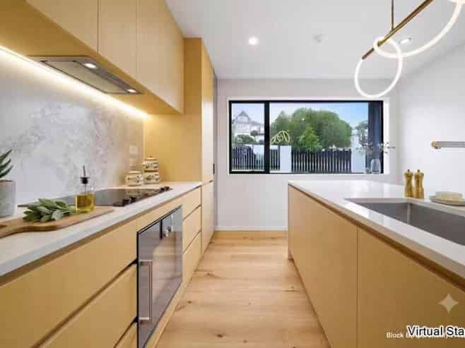 7/403 Beach Road, Mairangi Bay