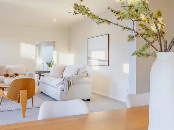 915 Avenue Road East, Parkvale