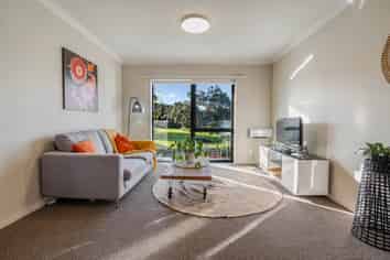 2G/25 Weranui Road, Waiwera