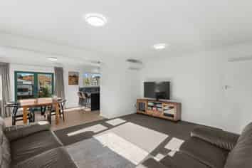 24 Teesdale Street, Burnside