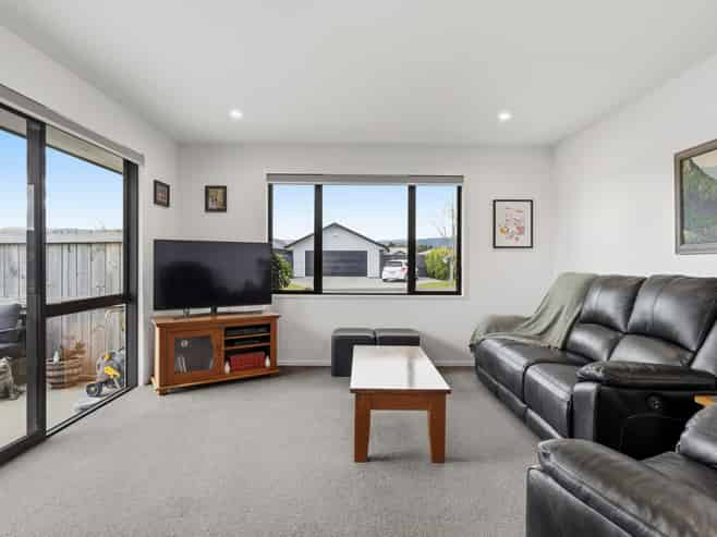 3 Anderton Crescent, Mosgiel