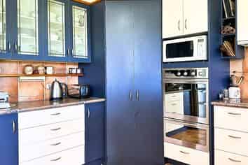 92 Packard Road, Takaka