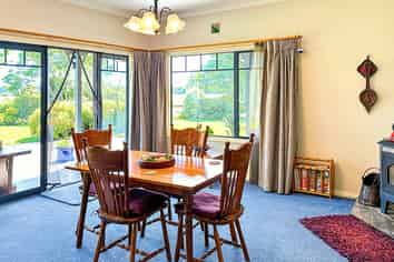 92 Packard Road, Takaka