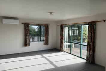 38A Strid Road, Te Atatu South