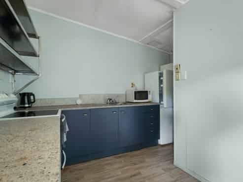 5 Strange Road, Waiomu
