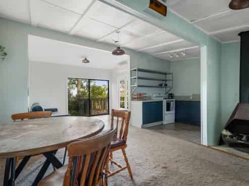 5 Strange Road, Waiomu
