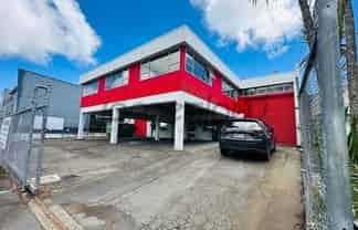 508sqm High Stud Warehouse in Mt Eden