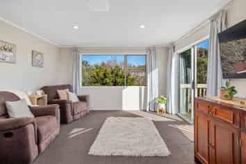 1/5 Kingsbridge Place, Newlands