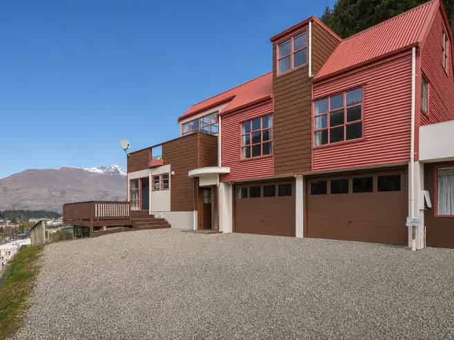 8B Kiely Lane, Queenstown Central