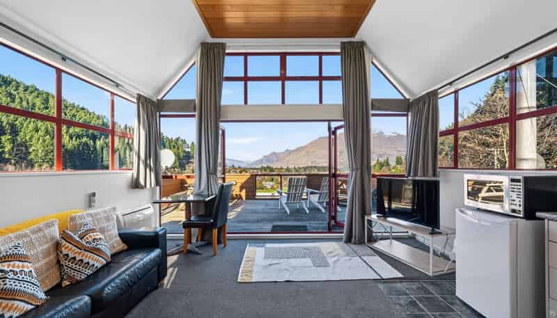 8B Kiely Lane, Queenstown Central