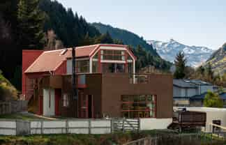 8B Kiely Lane, Queenstown Central