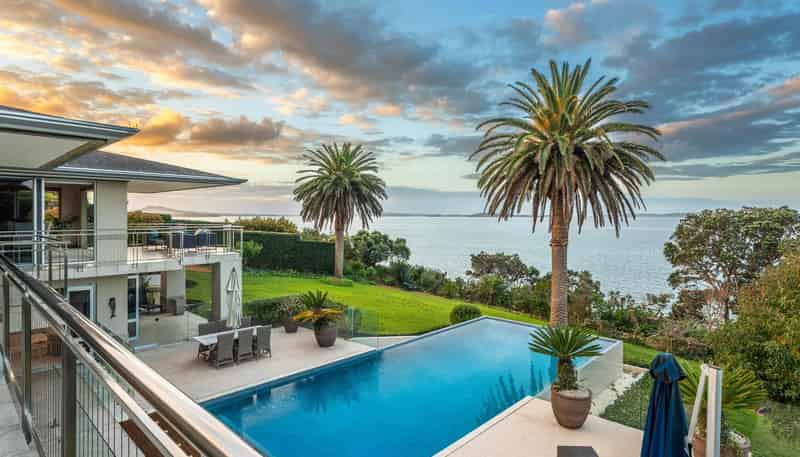 12 & 16  Page Point, Mellons Bay
