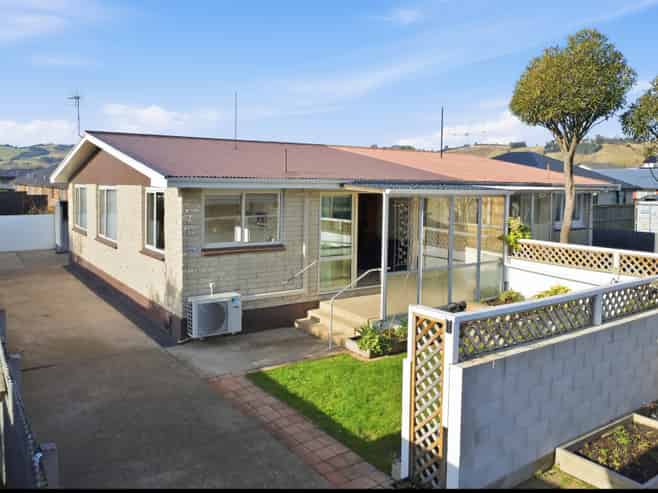 69D Gordon Road, Mosgiel