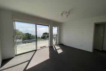 1428 Whangaparaoa Road, Army Bay