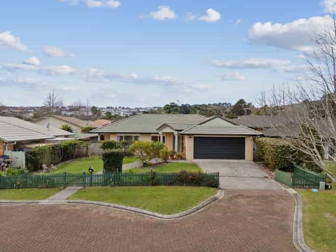 57 Carisbrook Crescent, Papakura