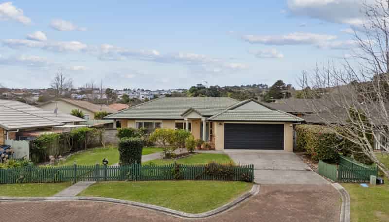 57 Carisbrook Crescent, Papakura