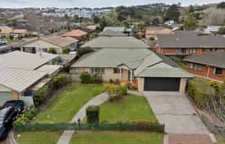 57 Carisbrook Crescent, Papakura