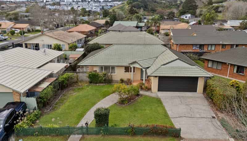 57 Carisbrook Crescent, Papakura