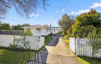50 Taylor Road, Mangere Bridge