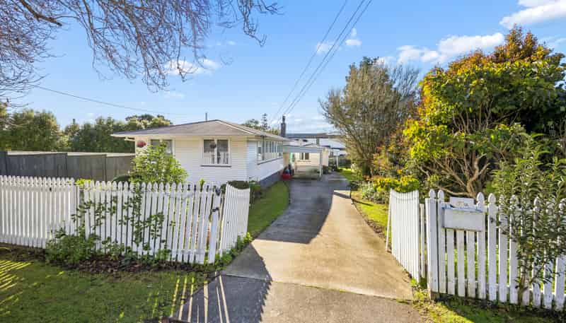50 Taylor Road, Mangere Bridge