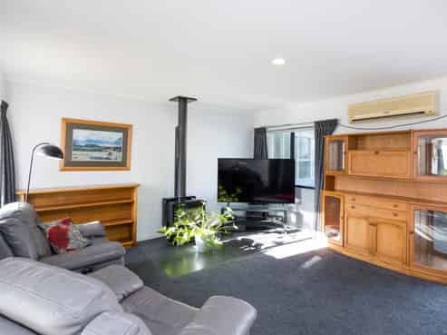 16 Spring Street, Foxton