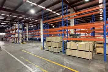 1,403sqm Warehouse + Showroom -Onehunga