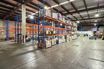 1,403sqm Warehouse + Showroom -Onehunga