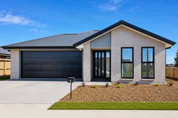 8 Aerial Drive, Rolleston