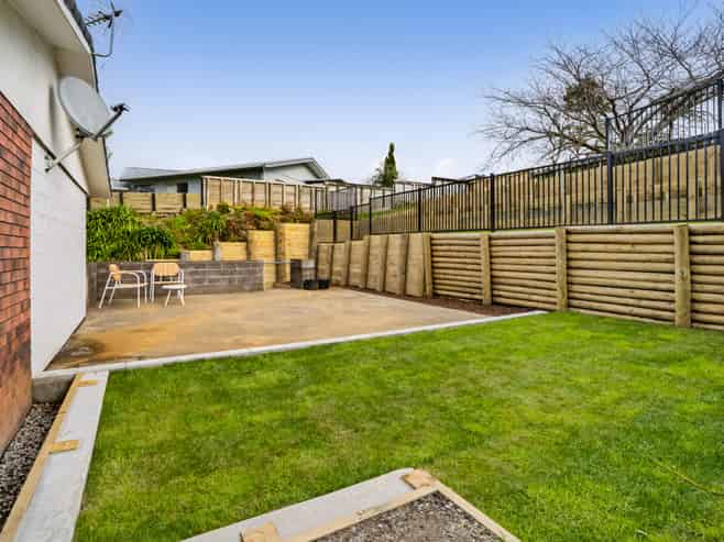 10 Fairview Place, Westown
