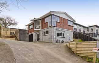 10 Fairview Place, Westown