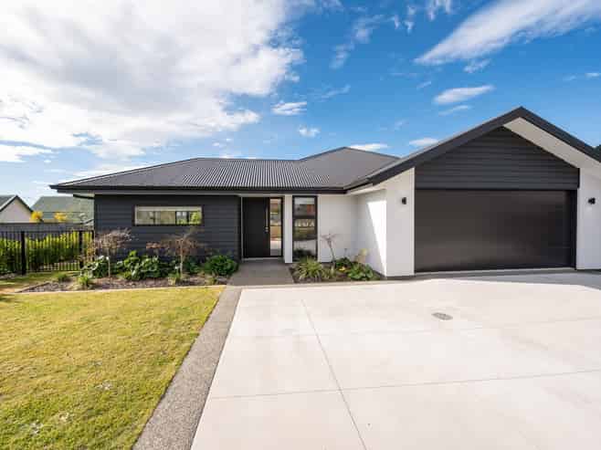 9 Poukirikiri Place, Richmond