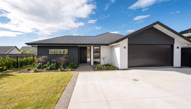 9 Poukirikiri Place, Richmond