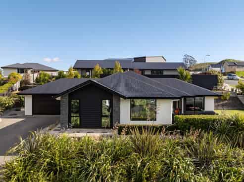 2 Woolshed Drive, Stoke