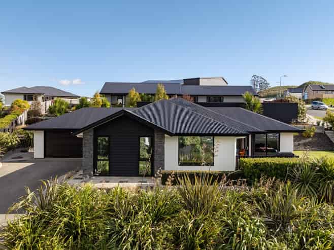 2 Woolshed Drive, Stoke