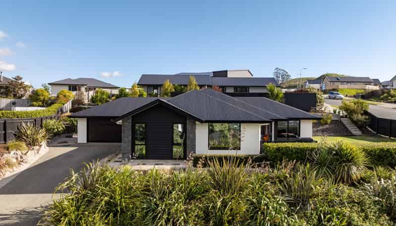 2 Woolshed Drive, Stoke