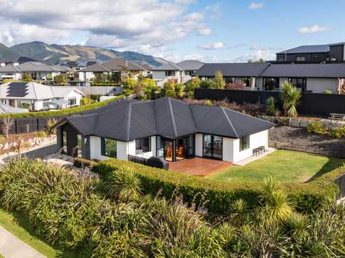 2 Woolshed Drive, Stoke