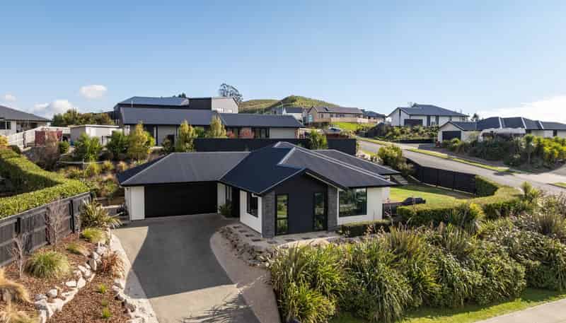 2 Woolshed Drive, Stoke