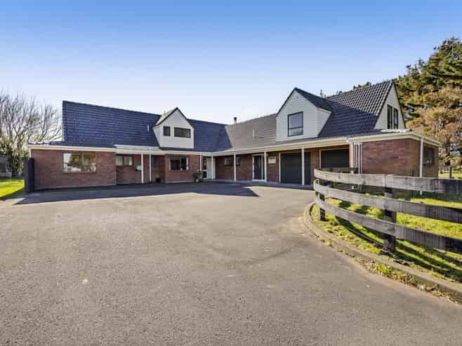 1306 Normanby Road, Manaia